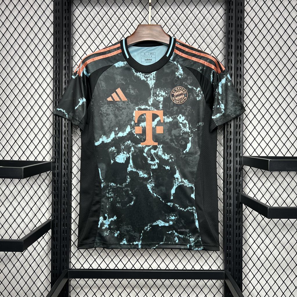 באיירן מינכן 24/25 חוץ - Top Jersey