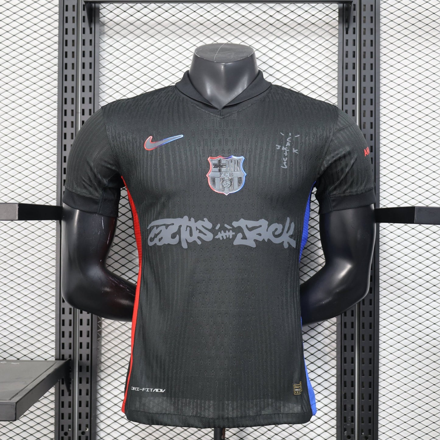 ברצלונה - טראויס שחורה - Top Jersey