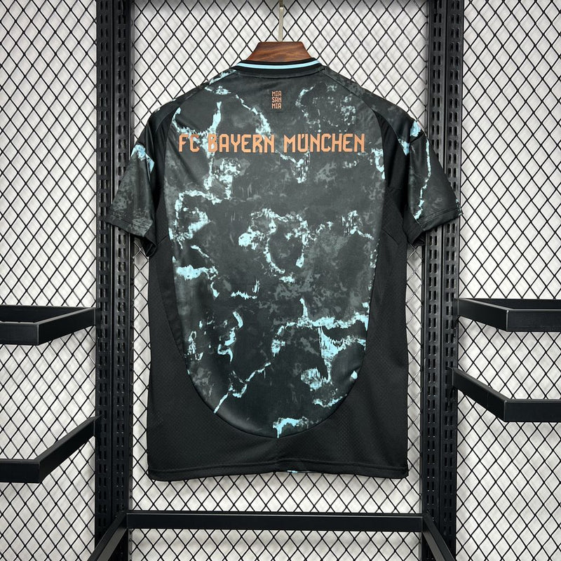 באיירן מינכן 24/25 חוץ - Top Jersey